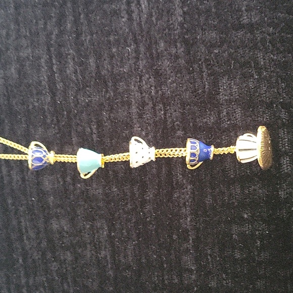 Necklace - Picture 3 of 4